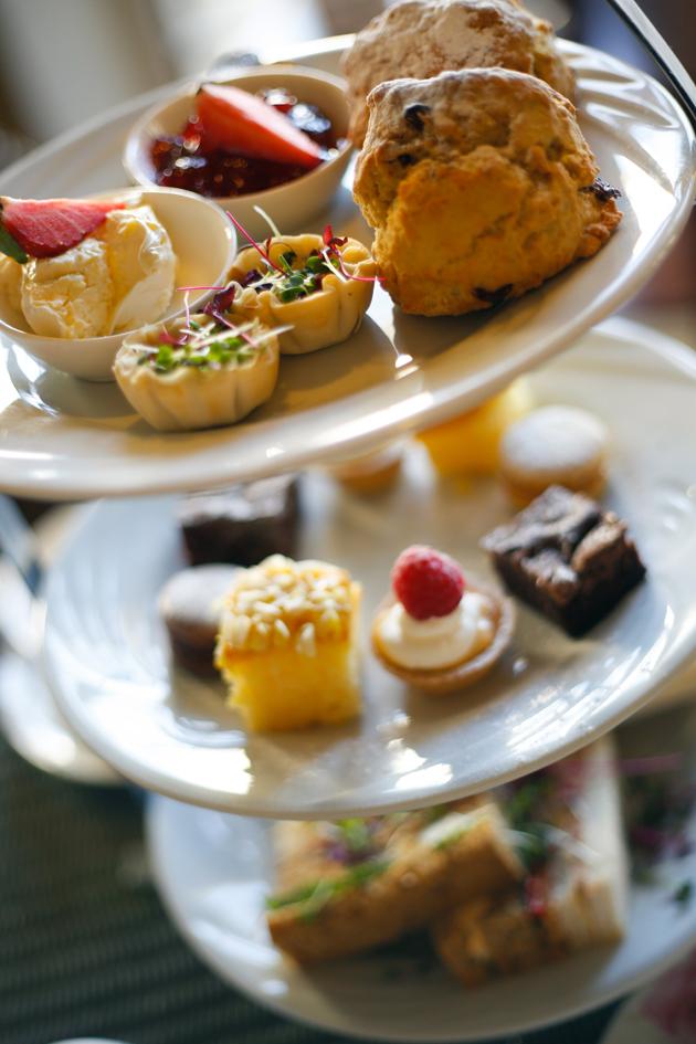 #COMPETITIONTIME To win an Afternoon Tea for 4 at Stradey Park Hotel, just RT &amp; follow. Winner announced 17.06.15