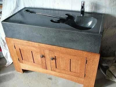 DialloAziz5's tweet photo. Bientôt la fête de la musique !!
Voici un beau meuble de #salledebain dans le thème.
http://t.co/Wyxk9XpLBi http://t.co/Aew2MPeaho