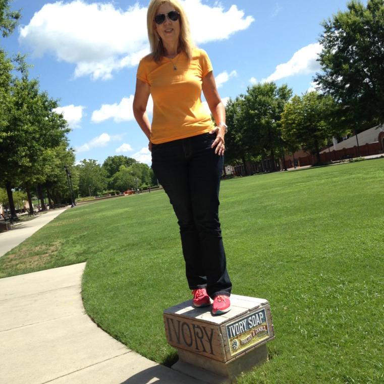 BrandonComm's tweet photo. On my soapbox #AugustaCommons @AugustaGa #GeorgiaFAM2015 http://t.co/gmMrumJfpg
