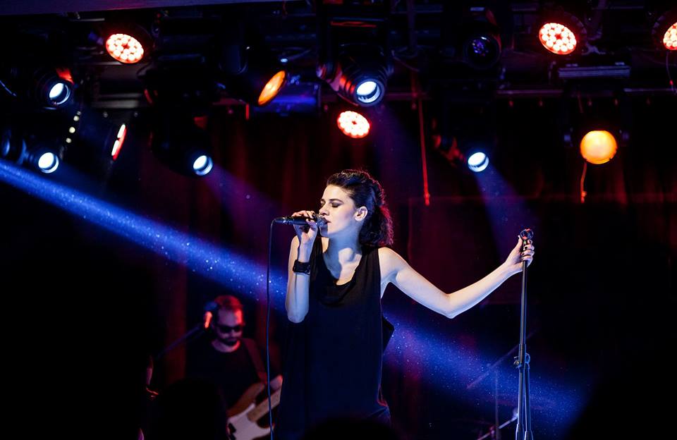 Hayal Kahvesi Beyoğlu'nda bu akşam saat 22:30'da <a href="/melisdanismend/">Melis Danişmend</a> sahnede!