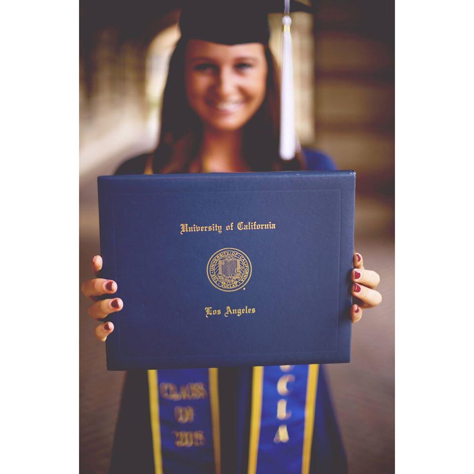 Ali_Deming's tweet photo. Today's your day Cait, so proud of all your accomplishments and can't wait to celebrate with you today 💛💙 http://t.co/wT3BeW6tPt