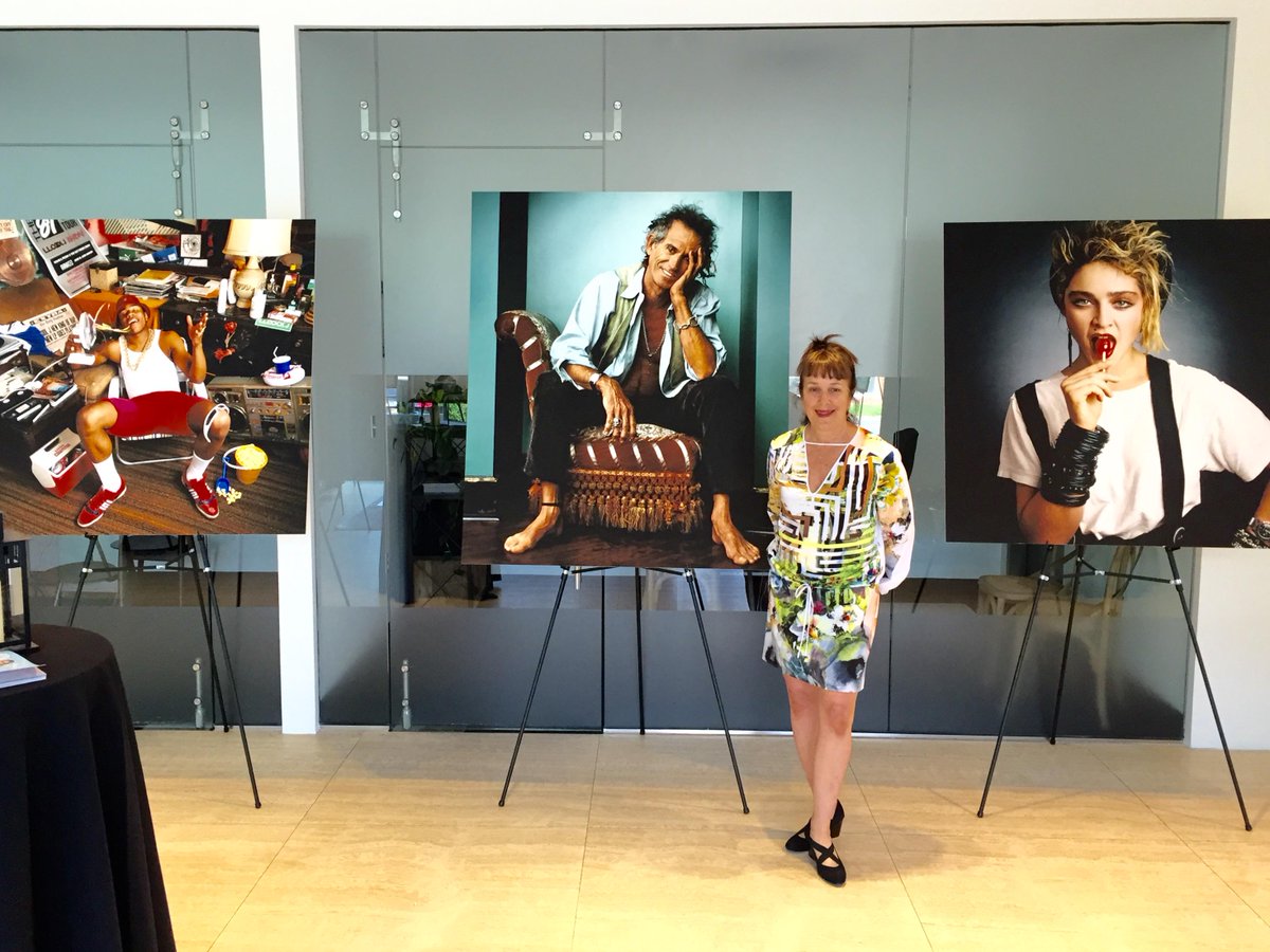 dfeingoldphoto's tweet photo. THANK YOU #LongIslandPulse Magazine for hosting me with a FABULOUS Night of MUSIC! Congrats on your New Office! http://t.co/tsFRb0l5vT