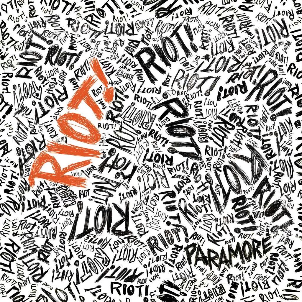 ParamoreMayFire's tweet image. With this album I meet @paramore wow 8 years? I can't believe, the life moves pretty fast 😭 #8YearsOfRiot #RIOT