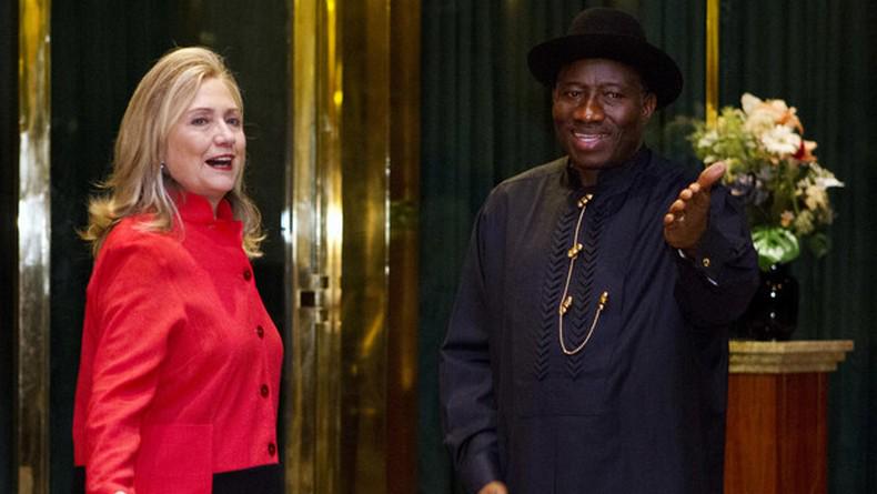 Voir l'image sur Twitter