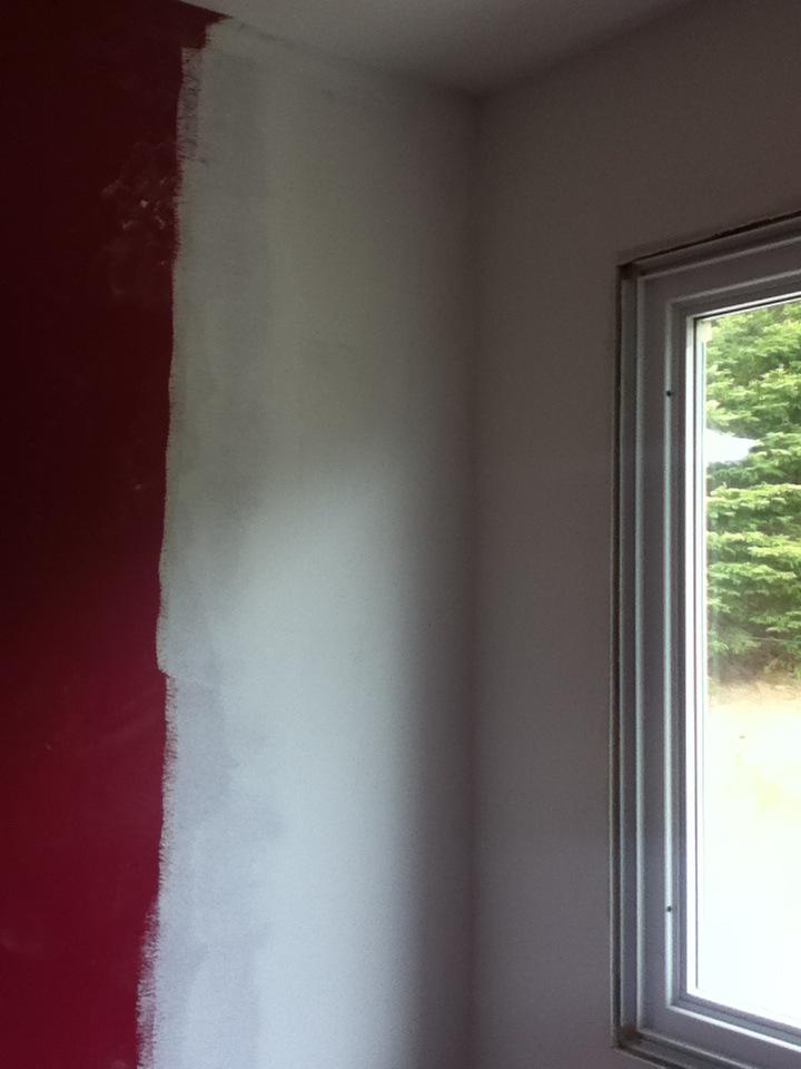 lakec66's tweet image. Prim coat done ceiling white than color to come #springreno #myprincesskathrynsroom