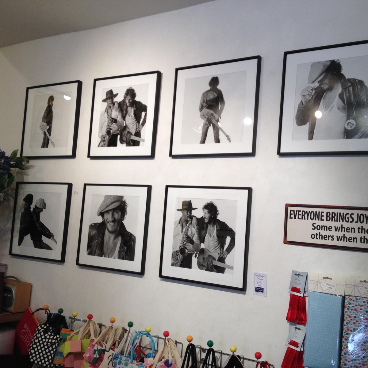 Looking for a #FathersDay gift. Is your Dad a Bruce Springsteen fan. He might like one of these framed prints.