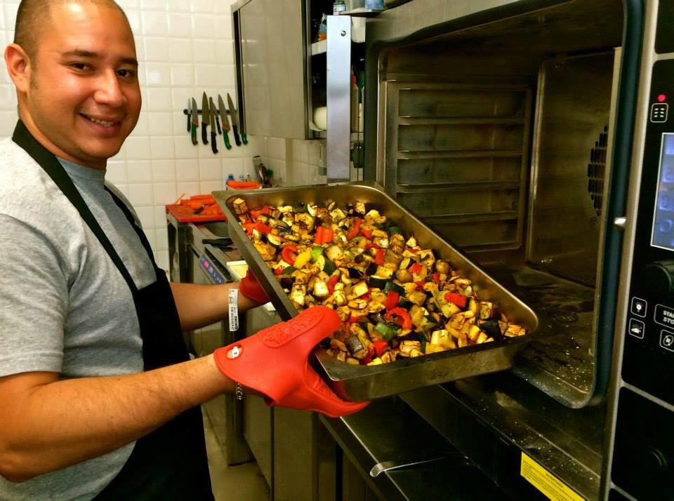 FreshFluidFood's tweet photo. #our #Chef  #julio is #ready to #serve #you #caponata!!! #zucchini and #peppers http://t.co/5Mzllzm5KX