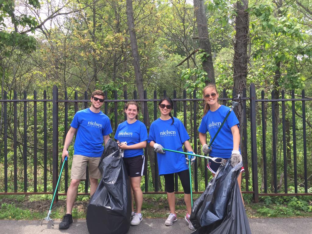 Corrinnolly's tweet photo. @Nielsen @Innerscope team members working hard for Nielsen Global Impact Day! Thanks @MassAudubon for having us! http://t.co/VZXxpSJmbh