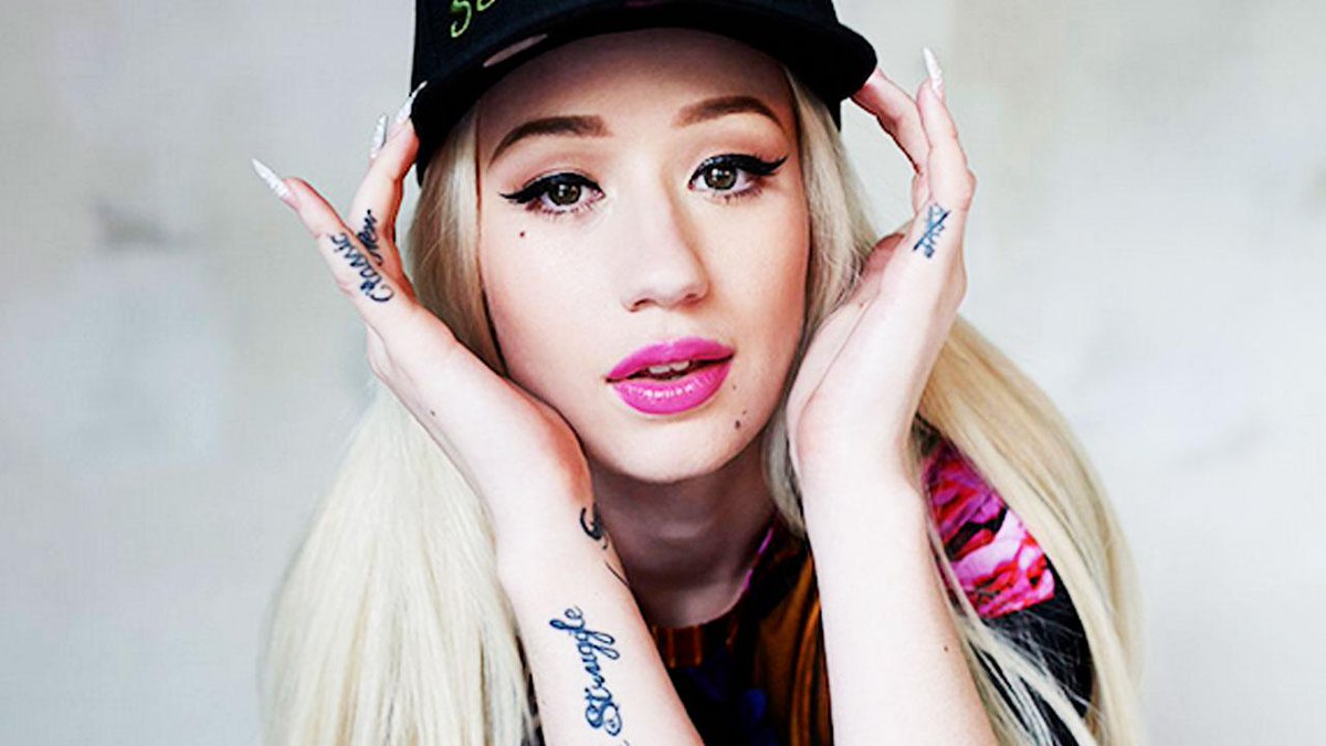 zhamusic's tweet photo. We have a problem with #RachelDolezal pretending to be black but... http://t.co/XYuJH8xbN8
