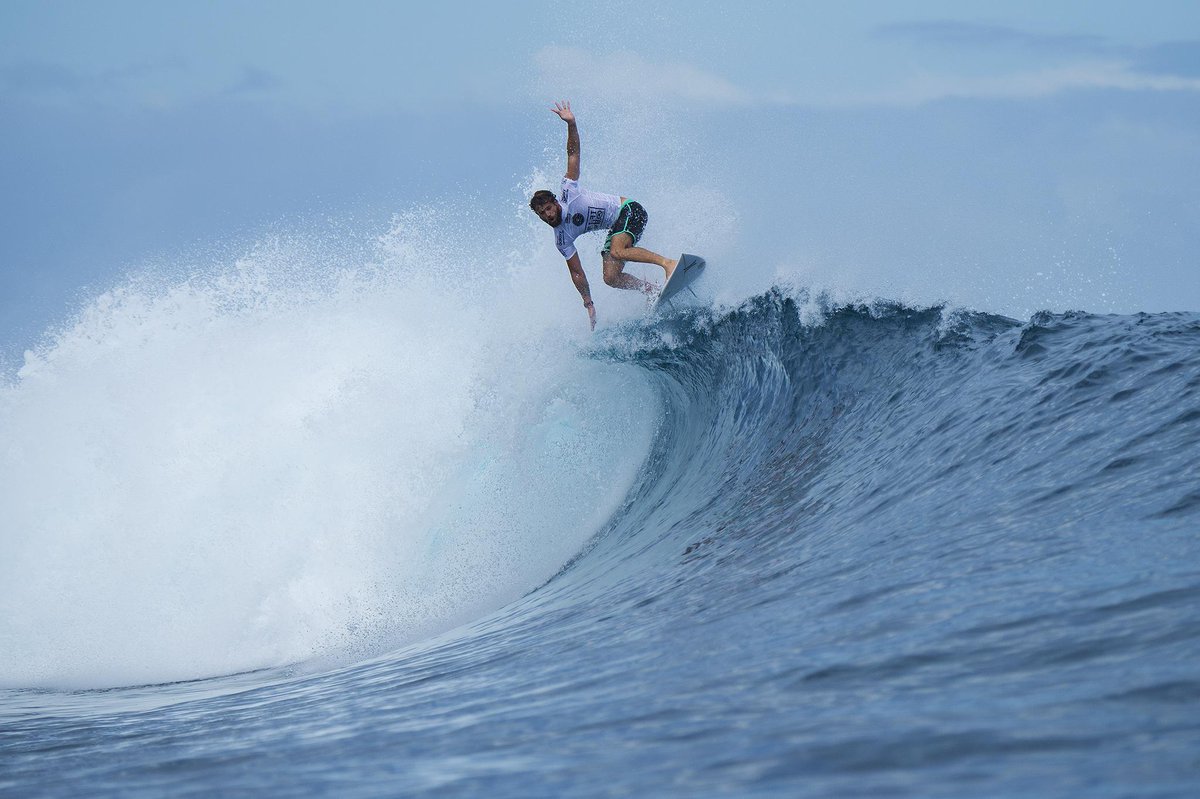 surfinglatino's tweet photo. [FOTOS] #FijiPro 2015 – Fotos día 1  http://t.co/NduZzIIOo2 #Surf #Cloudbreak #Fiji http://t.co/i5igYRP3dO