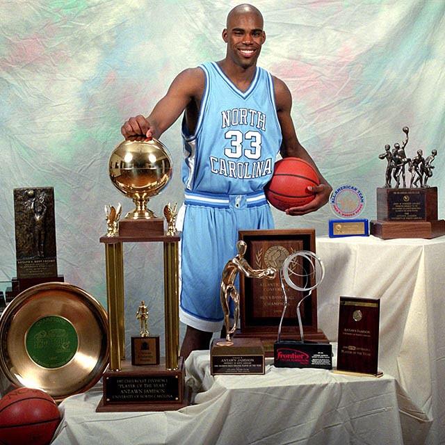 Happy birthday today to Tar Heel great & 1998 National Player of the Year Antawn Jamison. 