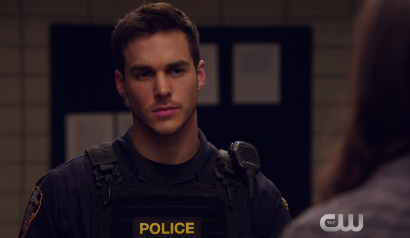 ChrisWoodDaily's tweet photo. RT If you're excited to see @ChristophrWood as Jake on Containment. http://t.co/X7JL9Av5cG