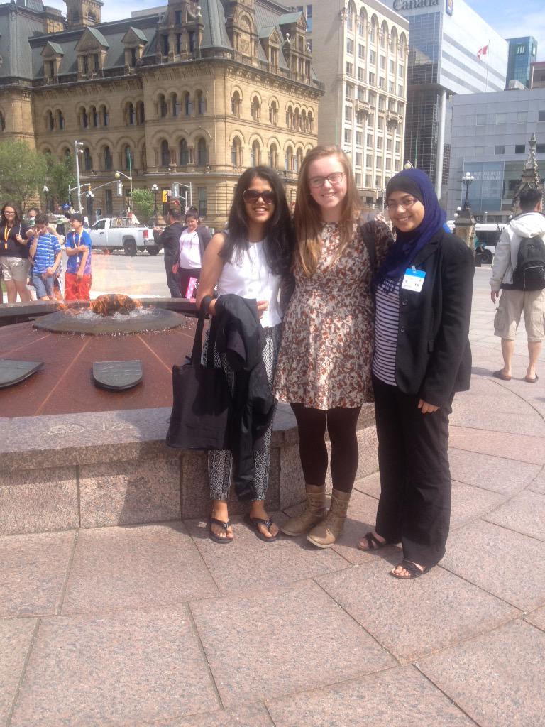 GirlsIncUC's tweet photo. Girls government participants from @BCIRedRams visiting Parliament Hill with @gordbrown http://t.co/MhTzthjwe3