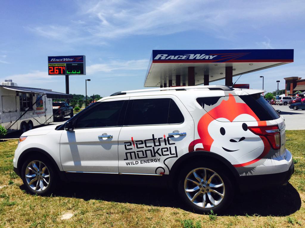 EnergizedMonkey's tweet photo. #MonkeyMobile is riding around @MyTupelo with @mitchelldistrib so if you see us, ask for a free #ElectricMonkey http://t.co/kL2VTCvVvf