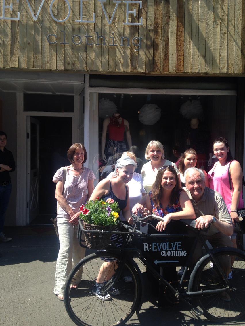 pskerrie's tweet photo. Check out our awesome partners @LEAP_1992 new swap shop - in Rutherglen like a west end boutique ! http://t.co/jb9a5eFB4u