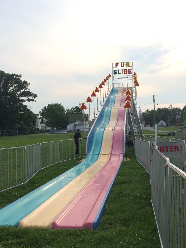 BotkinsCarousel's tweet image. Great rides this year! $15 All Day wristbands! #Carousel2015