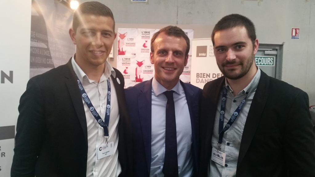Merci au Ministre de l'économie, de l'industrie et du numérique pour son soutien. @ImieAngers <a href="/EmmanuelMacron/">Emmanuel Macron</a>