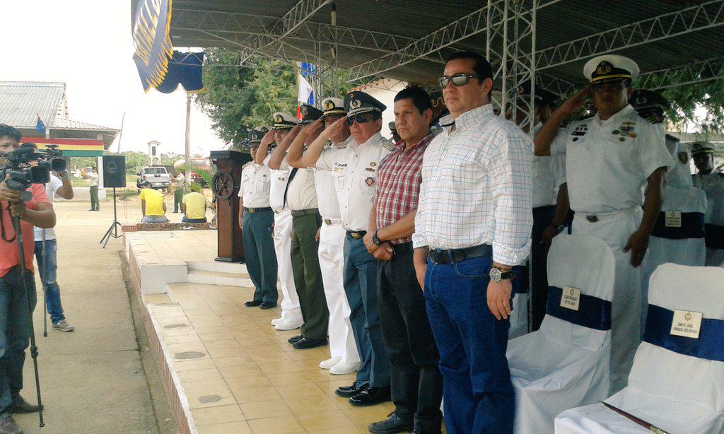 AdemafBeni's tweet photo. #ADEMAF participa en el Quincuagésimo Primer Aniversario del Segundo Distrito Naval Mamoré en Trinidad-@Beni. http://t.co/9vzXCcBL6U