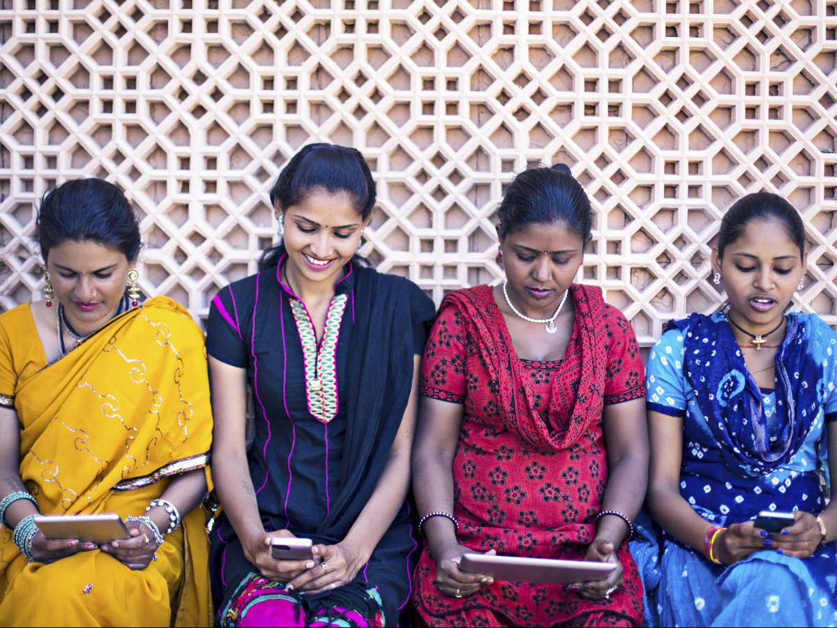 Recode's tweet image. Google's smartphone aimed at emerging markets has an uphill battle.
on.recode.net/1e8IN3d