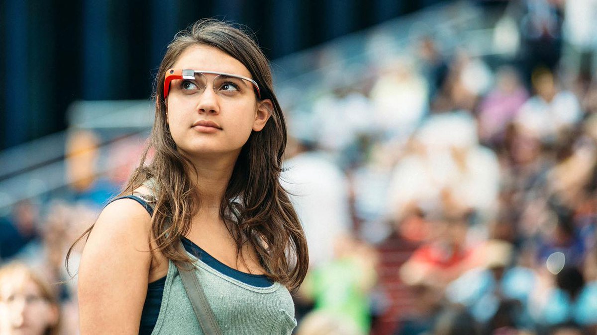 Dailymotion's tweet image. Google Glass 2, anyone? What&apos;s really worth your time at #GoogleIO2015 dai.ly/x2sosgx via @FastCompany