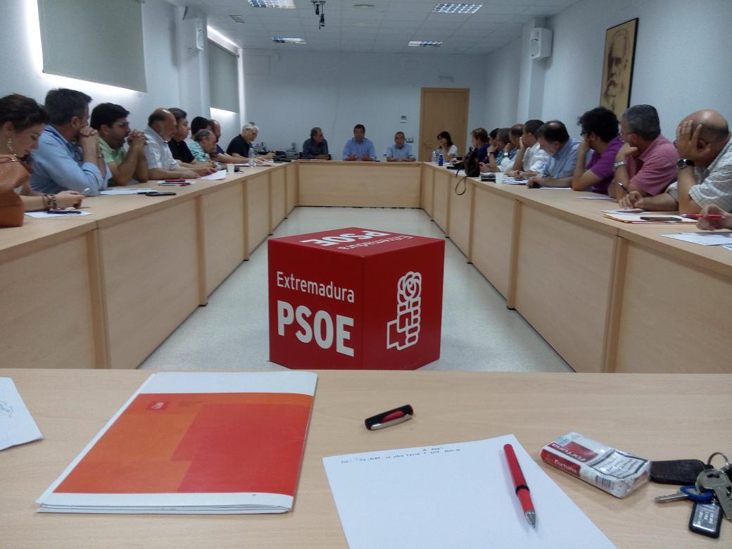 IS_psoeex's tweet image. Coordinadora regional extraordinaria @IS_psoeex @GFVara : &quot;El @PSOE necesita a @ispsoe &quot;