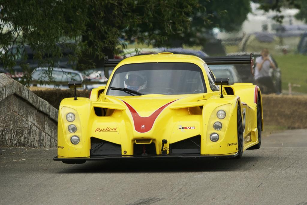 DJNelsonPhotos's tweet photo. @Robbie_Kerr in the @RadicalCarsUK at @PageantofPower today. #CPOP2015 http://t.co/gl2n8Hc6bQ