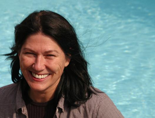 KIM DEAL ( Pixies / The Breeders)
Happy Birthday ! Plug in...  