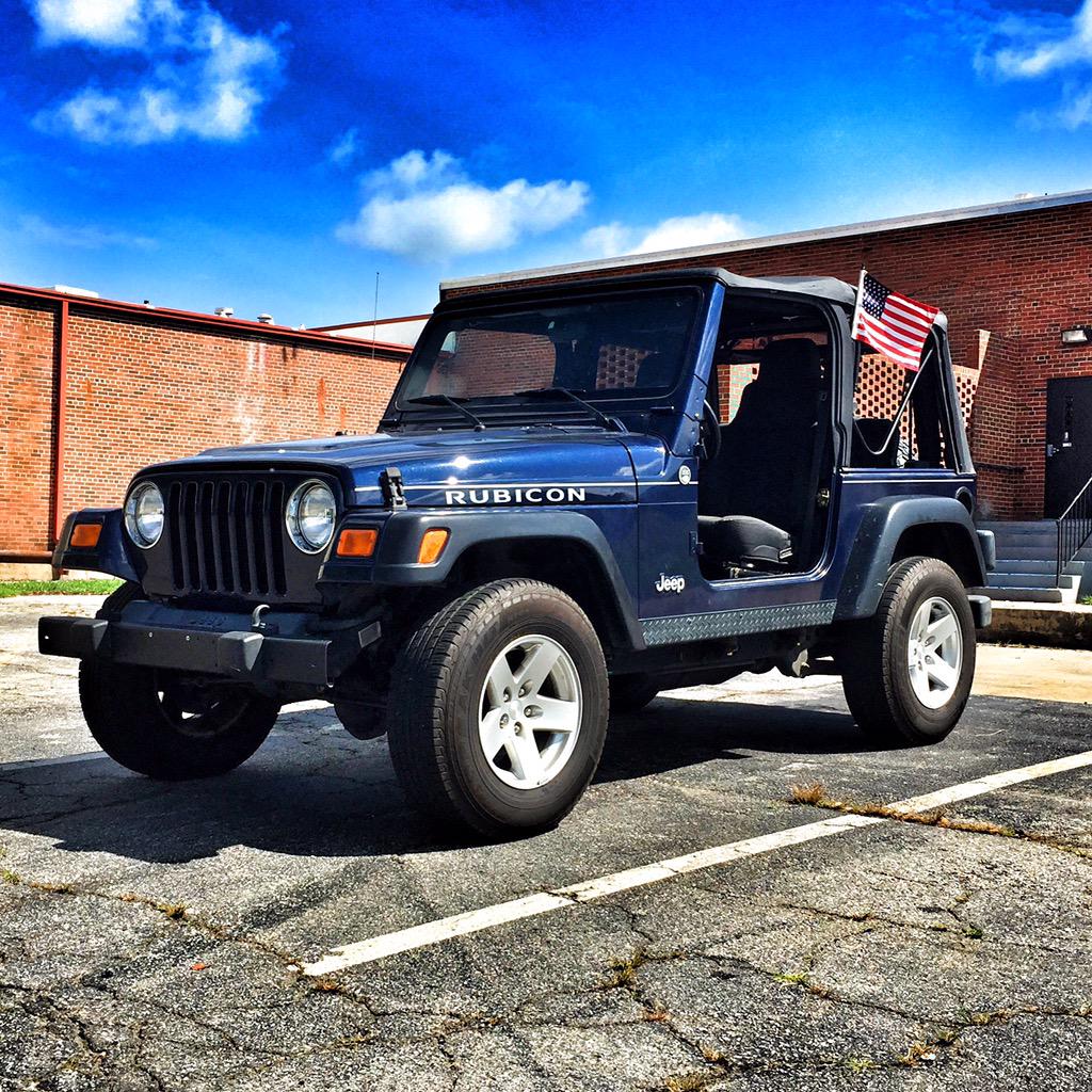 MilesNauticus's tweet photo. Dat body lift doe...suspension next. #jeep #jeeplife #jeeptj #everyinchmatters #Murica #combolift @ZoneOffroad http://t.co/5efch6ZAPX