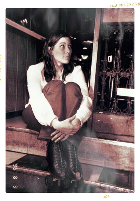 Track Of The Day ! 
KIM DEAL - Happy Birthday - Plug in ...  