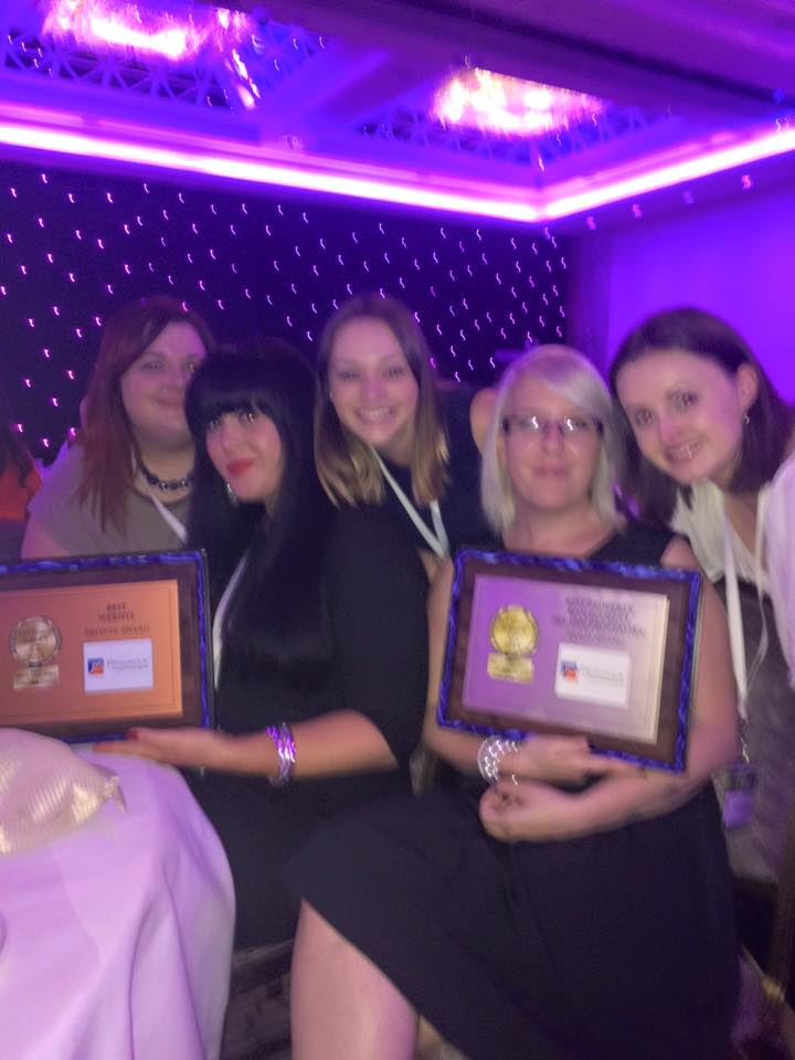 PinnacleLetting's tweet photo. Just won Best UK Property Management Company at the Sunday Times Awards! Woo Hoo!  @EAELIVE #LettingsLive2015 http://t.co/Ycc0N5N2cB