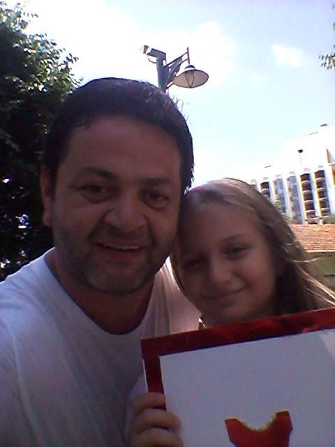 Herkese İyi Tatiller. Durucuğun selamı var 
Siyah Beyaz devam..🏁