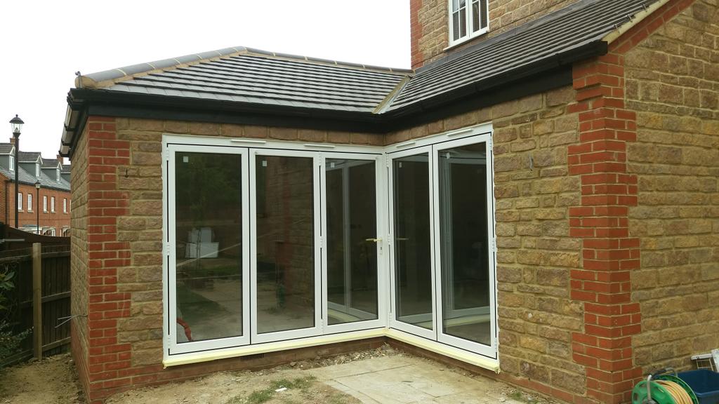 ElcamProperty's tweet photo. Doors are in, all sealed up and weather tight customer very happy http://t.co/XDypX8Ibao