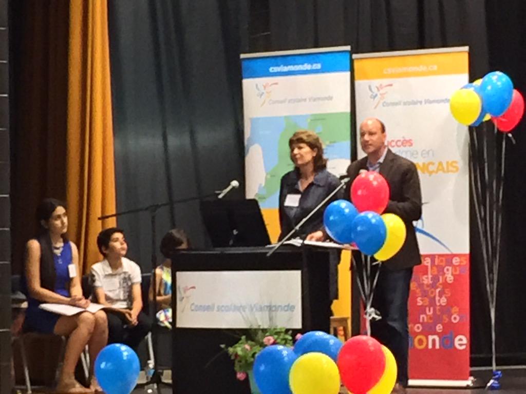 #London Mayor Matt Brown says the new French elementary <a href="/CSViamonde/">CS Viamonde</a> is a beautiful opportunity for his city #onfr