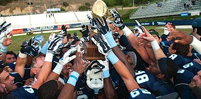 uofsandiego's tweet photo. Series of #InsideUSD stories on 2014-15 begins: Athletics http://t.co/T3CMe7slz7 @usdtoreros @torerolife @KySnyderUSD http://t.co/f6JlMfSvyT