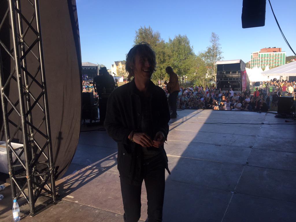 uasolidsound's tweet photo. love antell har precis gästat Amason."Jag kan tänka mig att ta en plats i det bandet, jag älskar deras låtar" #uss15 http://t.co/xGQmDSH97j