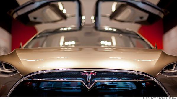 Tesla's Model X SUV is finally coming this fall. What you need to know: cnnmon.ie/1F9gdne $TSLA @TeslaMotors