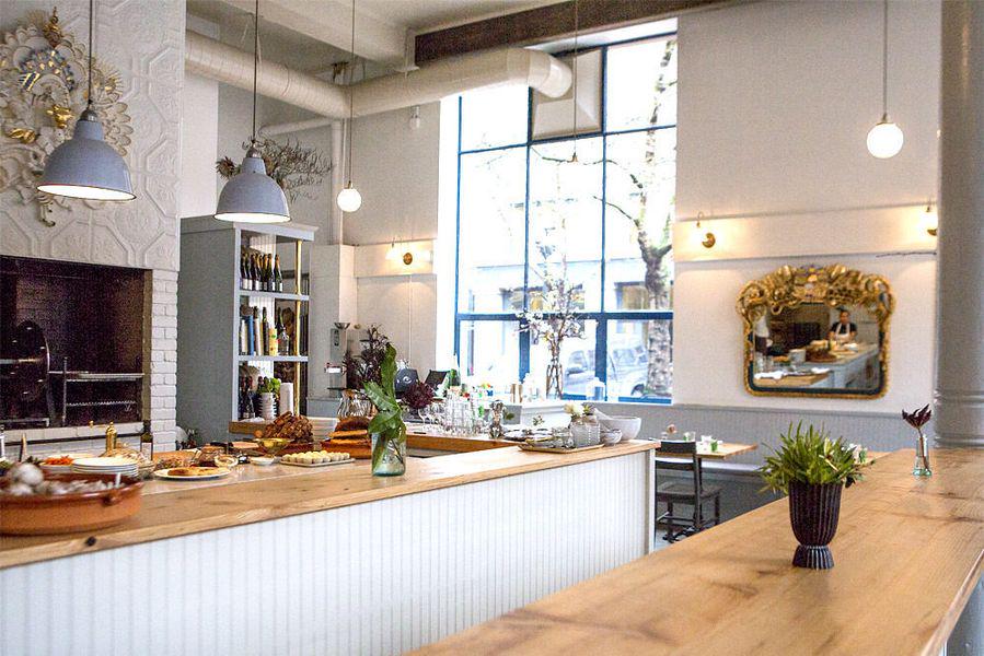 EaterSeattle's tweet photo. Where are you brunching this weekend? @RestaurantRoux , #BarSajor join our picks: http://t.co/FdloHyPXqP http://t.co/pzIcG1kICw