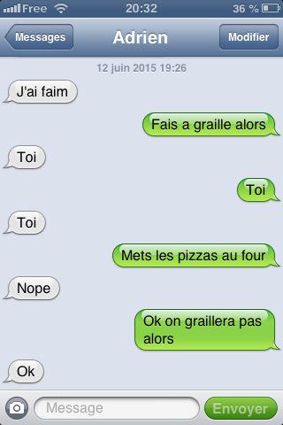ArthurBonfils's tweet photo. J'en peux plus, c'est comme ça tous les soirs avec le fraté 😂🍕 #JeCraqueraiPas http://t.co/wQbzqK3aAZ