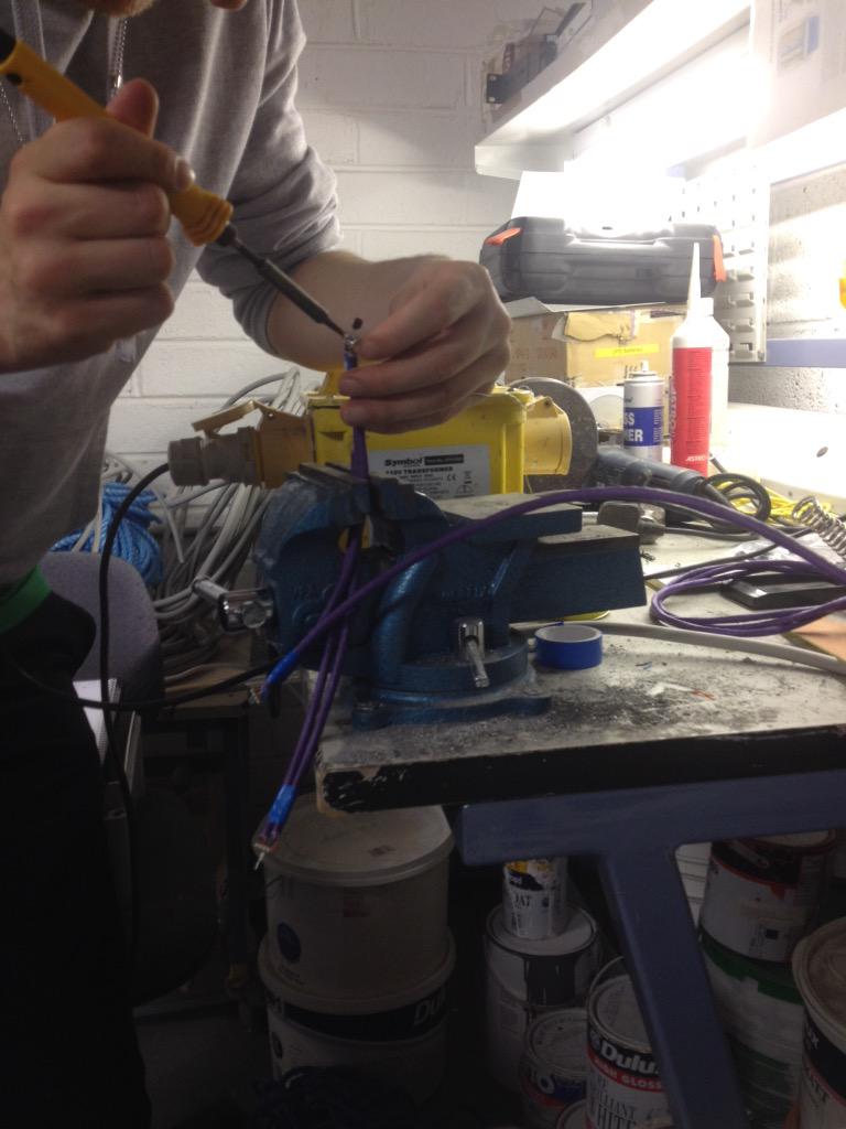 CoderDojoCIX's tweet image. Working late into the evening preparing for #coolestprojects @coolestprojects #hometouch yum, pizza!