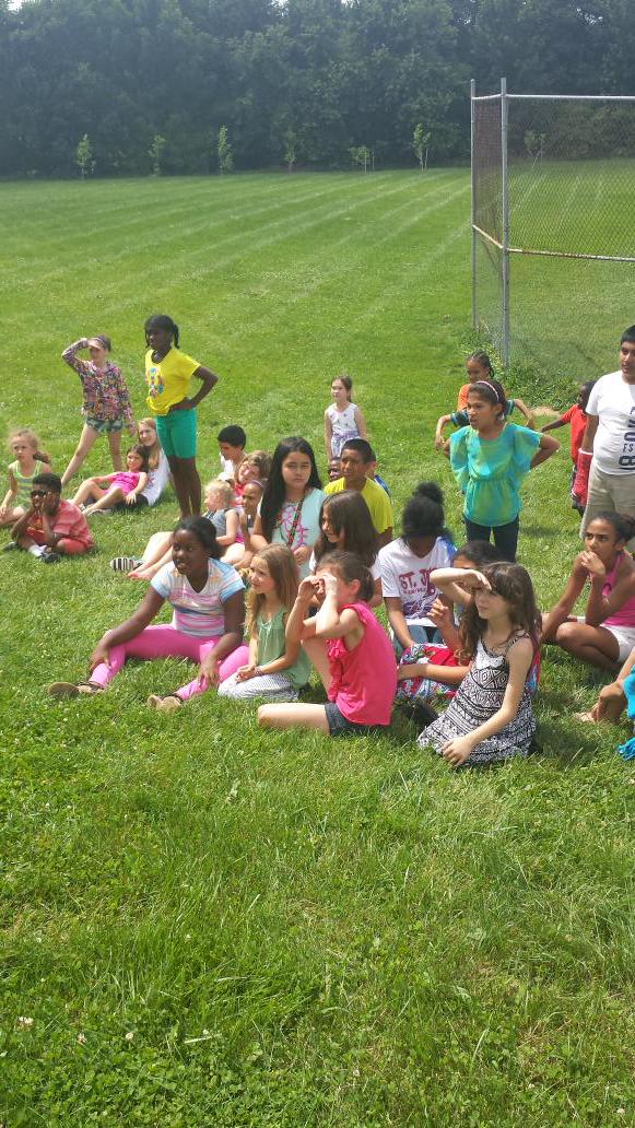 Mrs_DV3's tweet photo. Egg Drop Trials:-) @HMHAnderson @MonocacyElem @Ms_Russo1 @MrsKeeney5 http://t.co/aIhst3J76Y