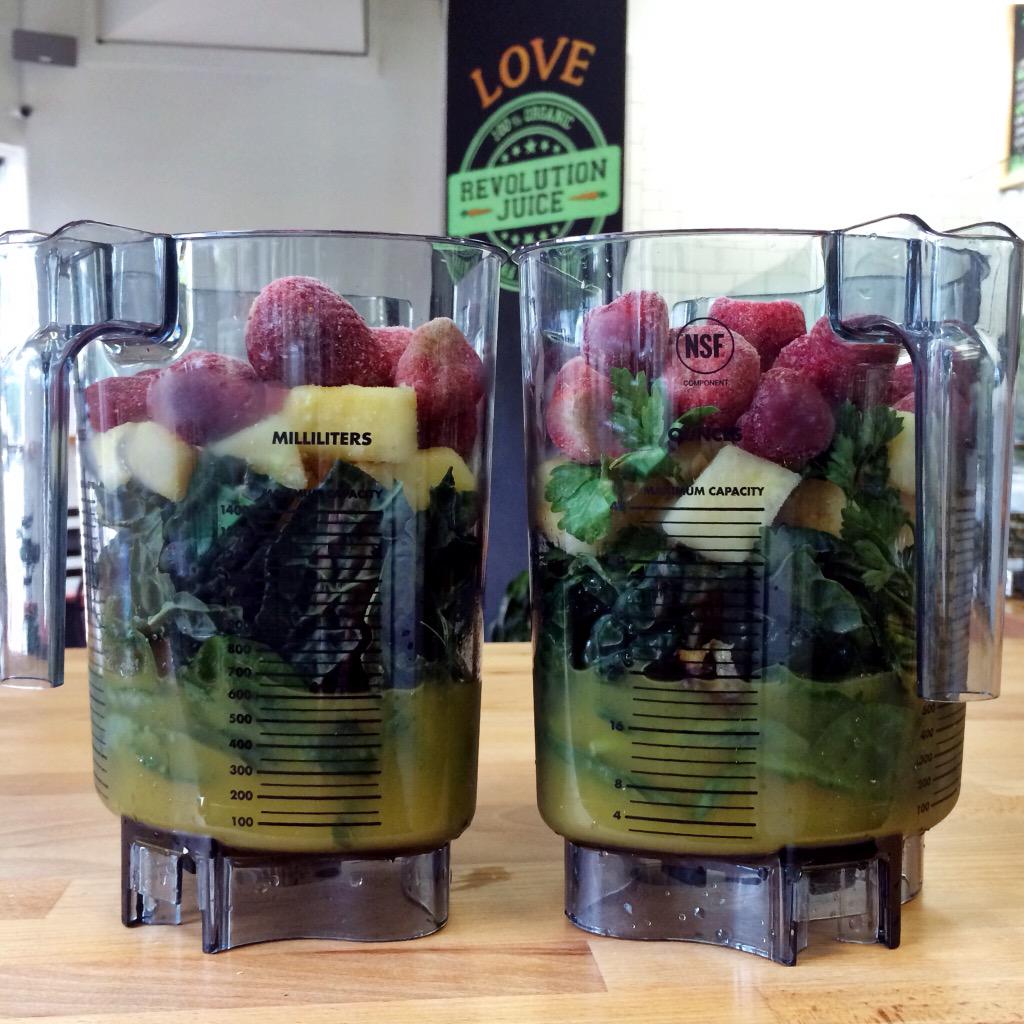 revjuice's tweet image. #thesmoothie #extragreens #boston #revolutionjuice #juicebar #organic