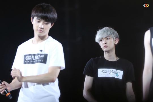 WearEXO_L's tweet photo. (HQ) 150612 D.O and Chanyeol 

Cr: exoyeah http://t.co/8Pv9kUj1GP