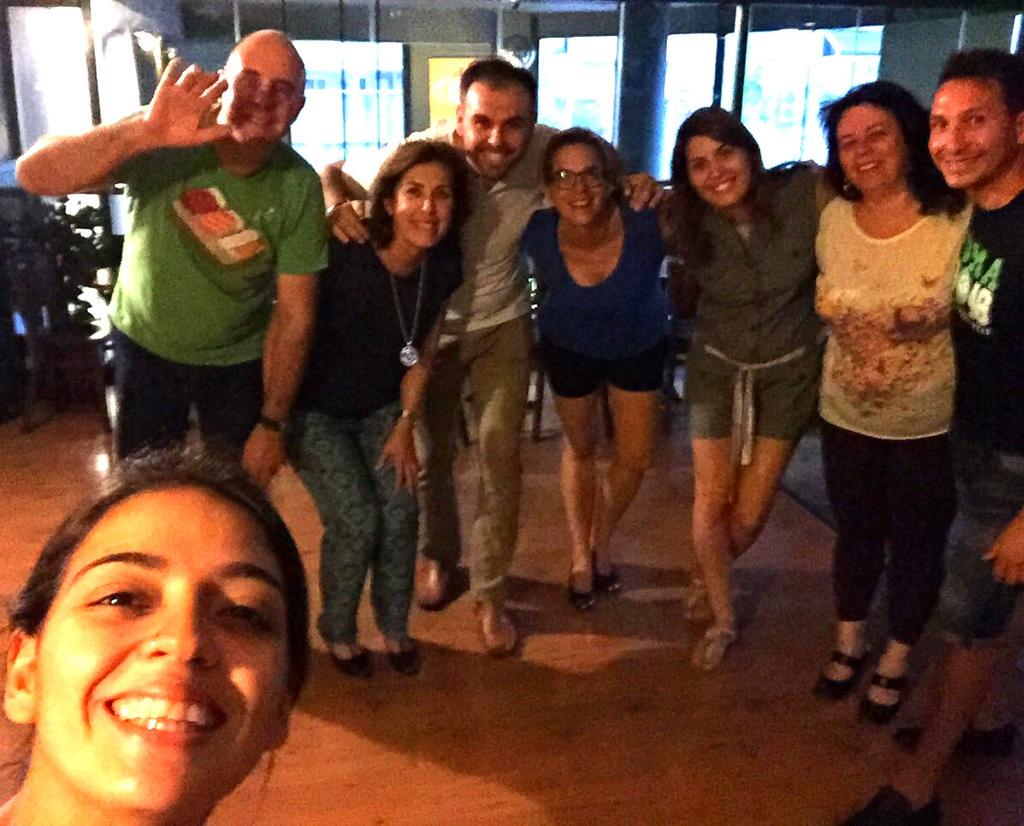 MalenitaSJTango's tweet photo. Curso de Verano #tango #clases  Mis alumnos de @OclockCafe http://t.co/FkIVkDkmhi