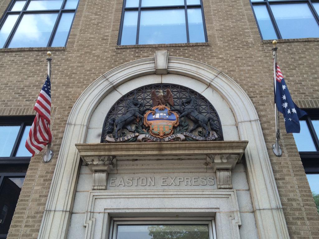 SarahCassi's tweet photo. Goodbye. Hello. 
@lehighvalley #TheExpressTimes #EastonPa #Change http://t.co/OOMkw6lh2F
