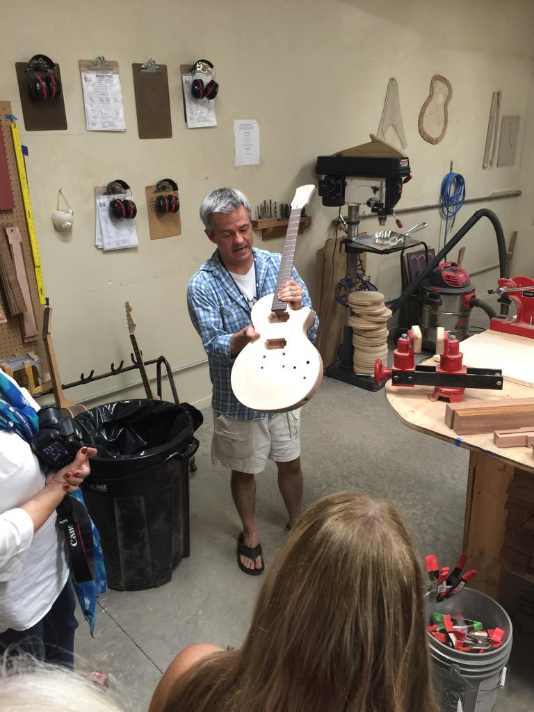 mizmurrad's tweet photo. Tour of the manufacturing facility of @PladdDotMusic! #MadeInGeorgia #GeorgiaFAM2015 http://t.co/IDySsYlWnM
