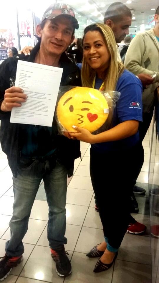 MoniseBernardo1's tweet photo. @10Afrodrigues @flafernandes01 @edfranzini @tl_leao @alcidesjrtim @Power_Dealer PÓS COMPLETO 💪💪 http://t.co/gtNhTiX2bE