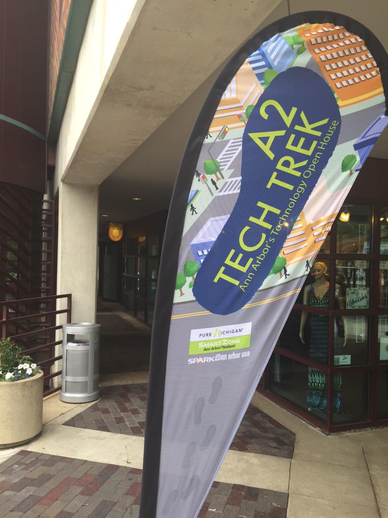 Mr_Mkt's tweet image. Innovative iPhone case manufacturing startup @turtlecell is Kerrytown's entry in @AnnArborSPARK Tech Trek.