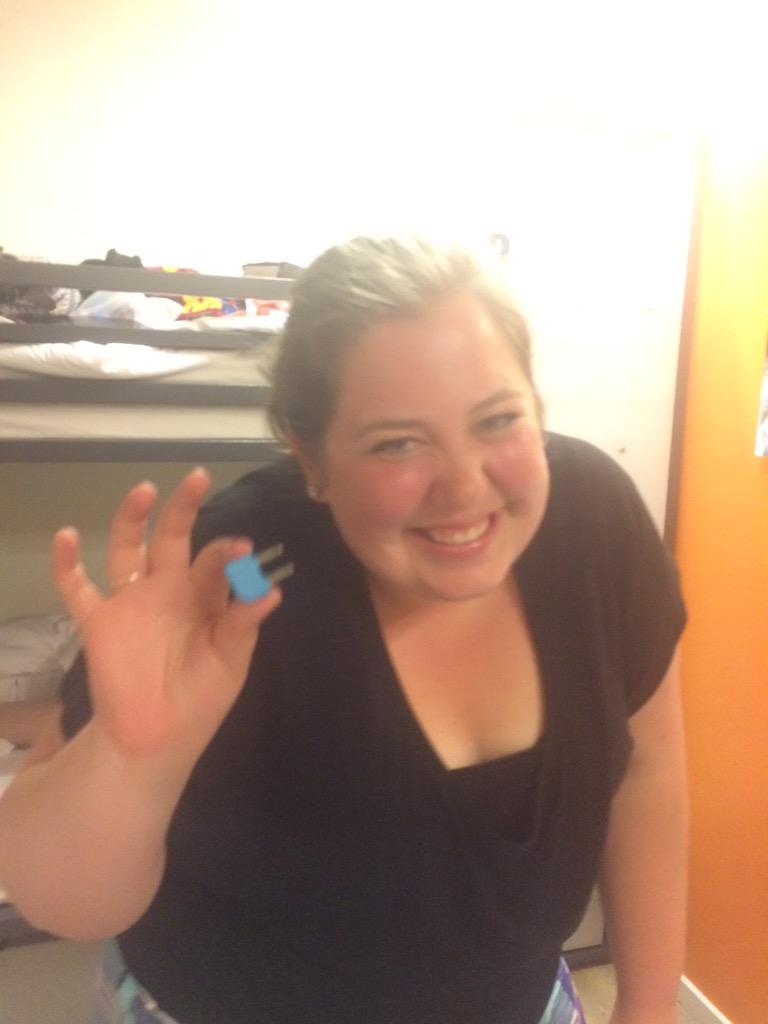 thingskendrasay's tweet photo. Can't bring it...weighs too much http://t.co/VqbcGI8UKw