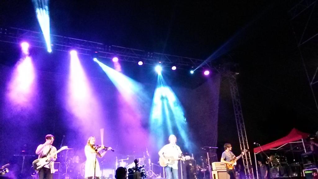 TorrentRadio's tweet photo. 1a semifinal de @Sonaladipu con @Atlanticmusica mediterranean roots y #OddCherryPie #CajondeTraste http://t.co/SY5DwXsHxW
