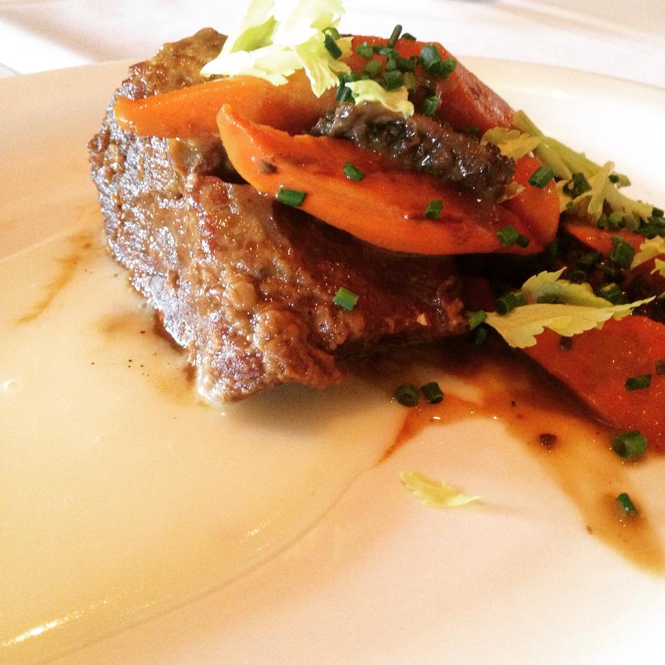 stonehorsecafe's tweet photo. Tonight's special: pot roast w/ braised carrot, potato puree, &amp; morels! #stonehorsecafe #tulsa #uticasquare #eatlocal http://t.co/pVd0iUszZx